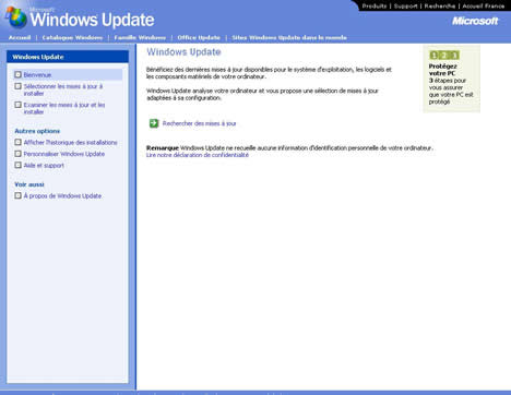 /></center><br/><br/>3. Dans la liste de gauche « Sélectionner les mises à jour à installer », cliquez sur l’option « Mises à jour critiques et Service Packs ». Windows Update crée alors la liste des mises à jour nécessaires à votre configuration.<br/><br/>4. Cliquez ensuite sur « Examiner les mises à jour et les installer ». Sélectionnez les mises à jour que vous souhaitez installer.<br/><br/><strong>ATTENTION</strong>: nous vous conseillons fortement d’installer TOUTES les mises à jour dites critiques et les Service Packs afin d’assurer la sécurité et les performances de votre système.<br/><br/>Une fois votre sélection faite, cliquez sur « Installer maintenant ».<br/>Il est probablement nécessaire de redémarrer votre ordinateur après l’installation des mises à jour.<br/>Nous vous recommandons également de relancer Windows Update après le redémarrage de votre pc afin de vérifier que toutes les mises à jour ont bien été téléchargées et installées. De plus, l’installation de certaines mises à jour entraine parfois qu’une autre mise à jour doit être faite.<br/><br/>Postez vos commentaires et vos questions pour cette astuce sur notre <a href=