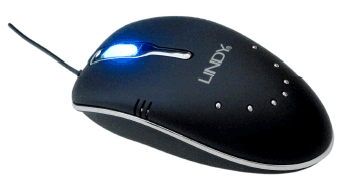 /></center><br/><br/>Moderne et futuriste, cette nouvelle souris optique LINDY est un objet élégant qui saffiche fièrement. Sa molette éclairée diffuse une lumière bleutée qui saccorde parfaitement avec sa surface dune extrême douceur au touché. Ses incrustations chromées ajoutent, à cette souris, une touche design qui complète élégamment sa coque noire mate. <br/><br/>Avec son pointeur optique de 800 dpi qui opère jusquà 3200 scans par seconde, son installation « plug & play », sa molette pour un défilement facile des documents et un zoom confortable, elle est prête à vous accompagner sans faille tout au long de la journée et de la nuit
La souris Soft Touch de LINDY deviendra laccessoire inséparable des utilisateurs esthètes et des gamers les plus avertis.<br/><br/>Prix public: seulement 9.99 TTC<br/><br/>Source : Agence Com Factory<br/><br/> </div>
</article><!-- /post-805 -->
<div class=